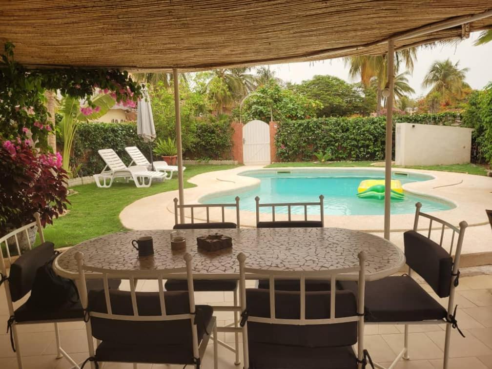 Villa Bord De Mer Avec Piscine Sali Tap Bagian luar foto