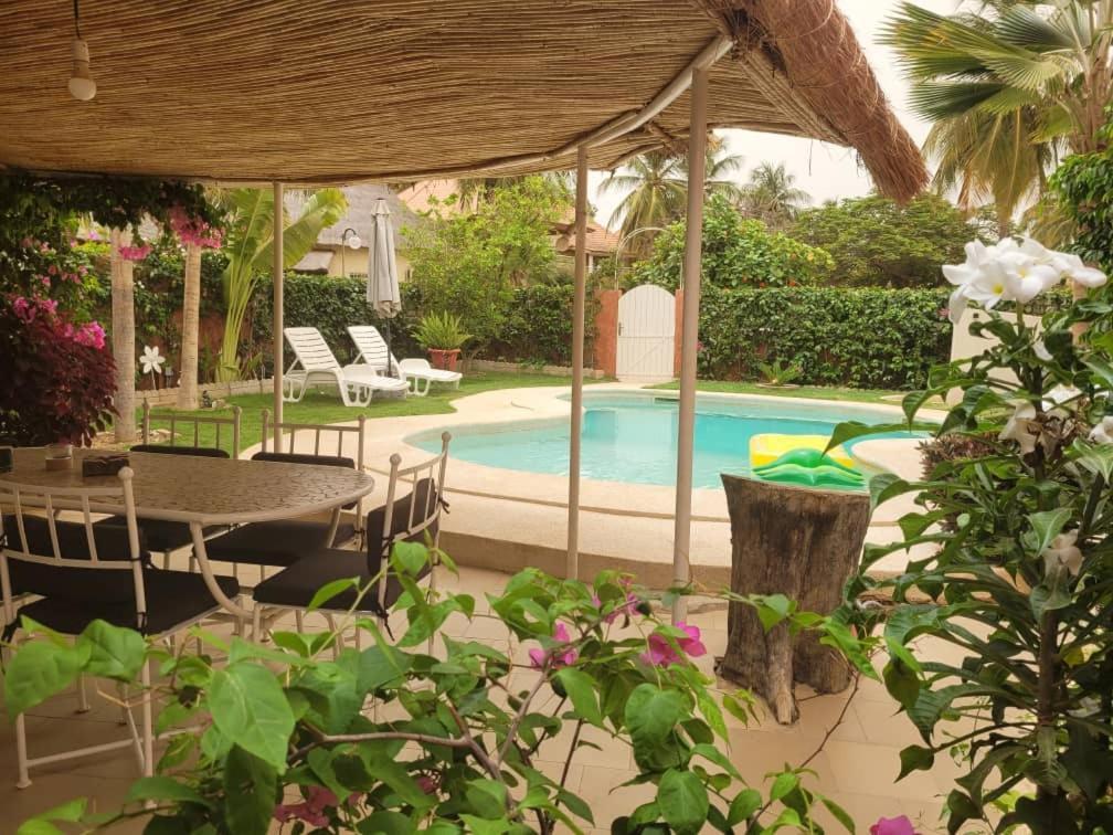 Villa Bord De Mer Avec Piscine Sali Tap Bagian luar foto